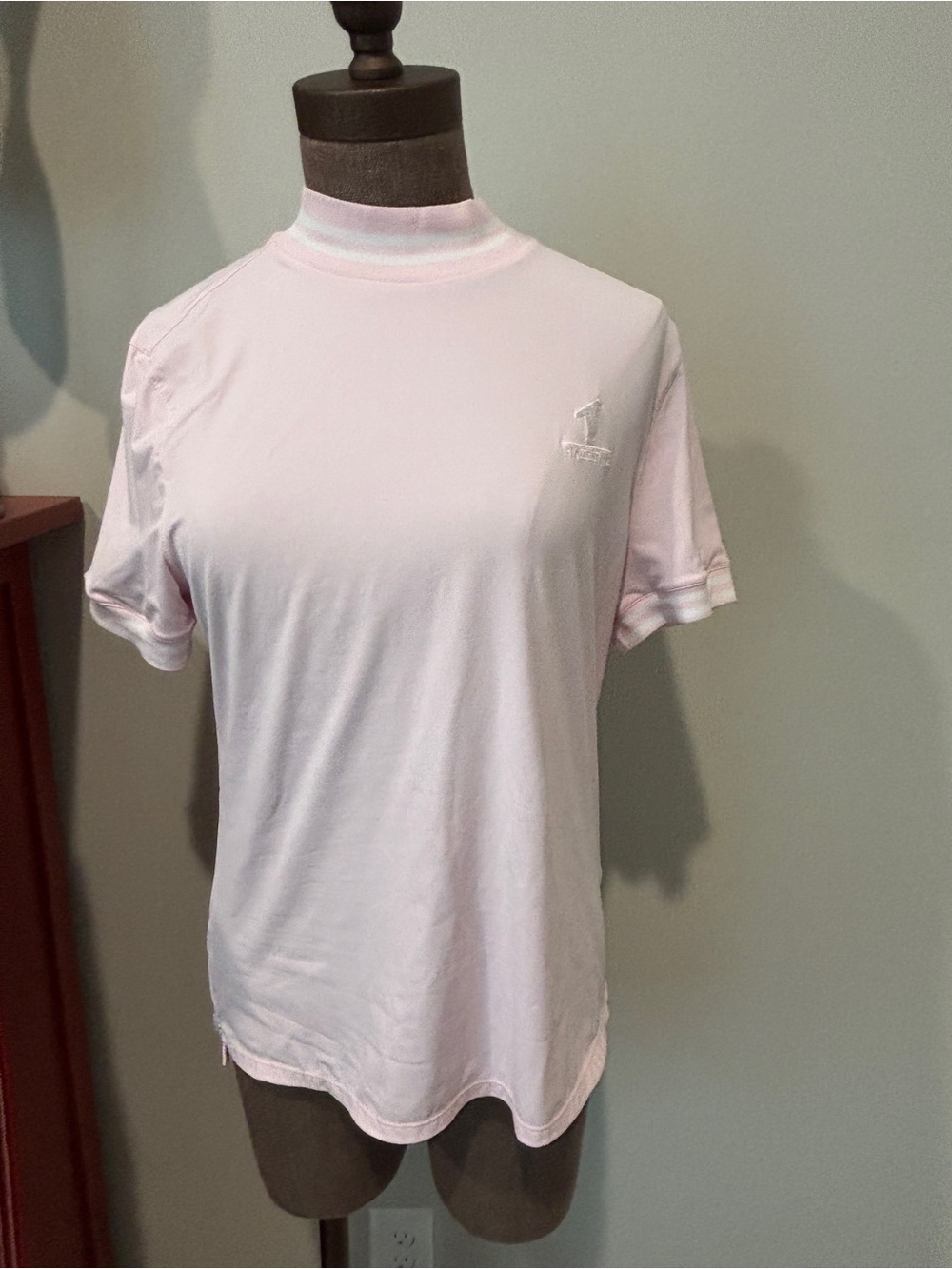 G/FORE Pale Pink Short Sleeve Crew Tee Medium